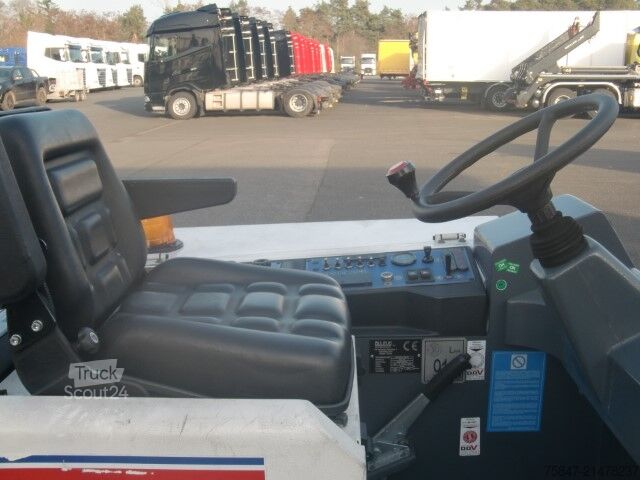 Spazzatrice stradale Dulevo 1750/100 Elite EH Kehrmaschine