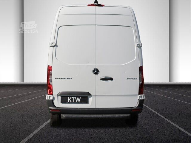 Furgon Mercedes-Benz Sprinter 317 CDI,L2H2,Automatik,Kamera
