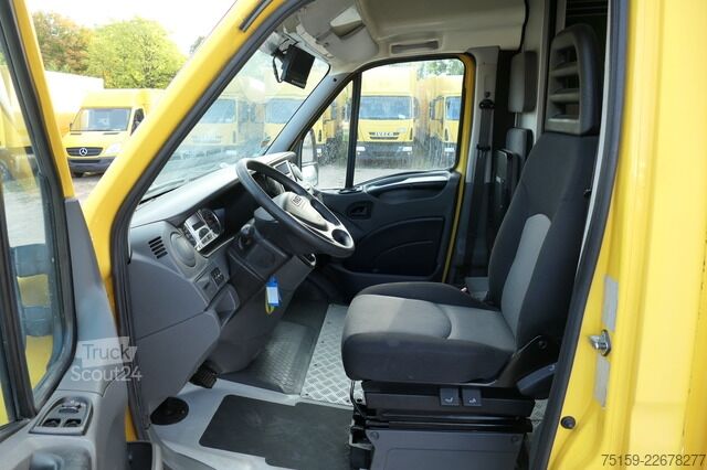 Furgoneta caja iveco Daily 35 S11 C30C AUTOMATIK KAMERA Regale LUFT DURCHGANG
