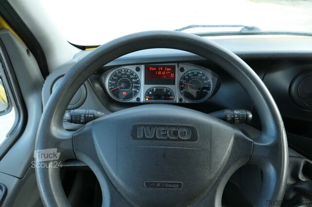 Furgoneta caja iveco Daily 35 S11 C30C AUTOMATIK KAMERA Regale LUFT DURCHGANG