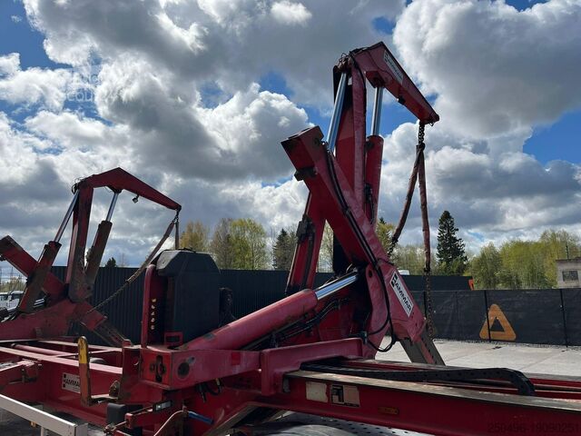 Sivukuormaaja Hammar 195 S