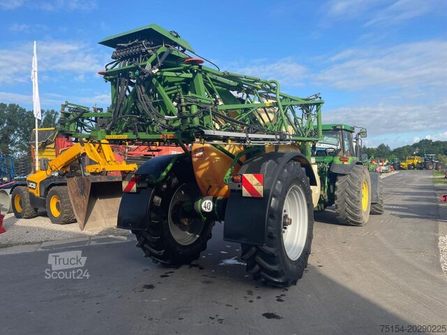 Irroratrice per pesticidi Amazone UX 5200 24m
