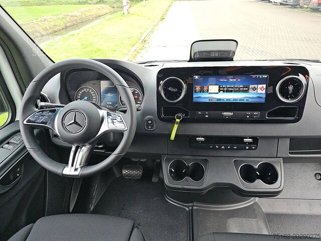 Carrinha de tejadilho alto MERCEDES-BENZ ESPRINTER 320 L2H2 81kWh Nieuw