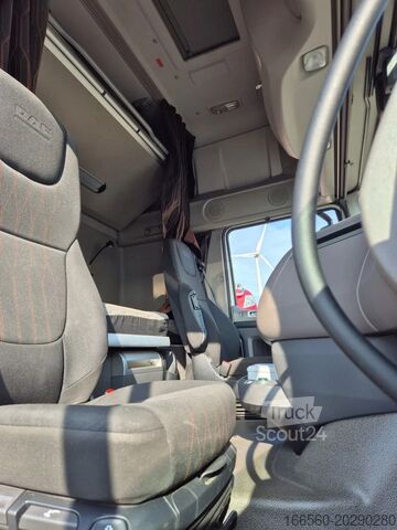 Standarta traktors DAF XF 480 FT SUPER SPACE CAB