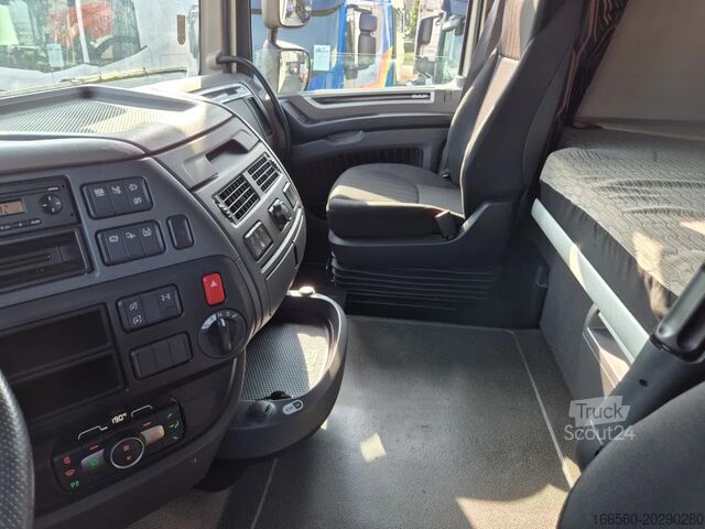 Standarta traktors DAF XF 480 FT SUPER SPACE CAB