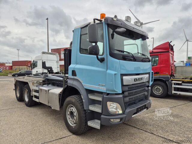 Containertransport (haakarmsysteem) DAF CF 480 FAT