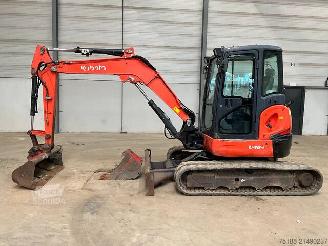 мини-экскаватор Kubota U 48-4