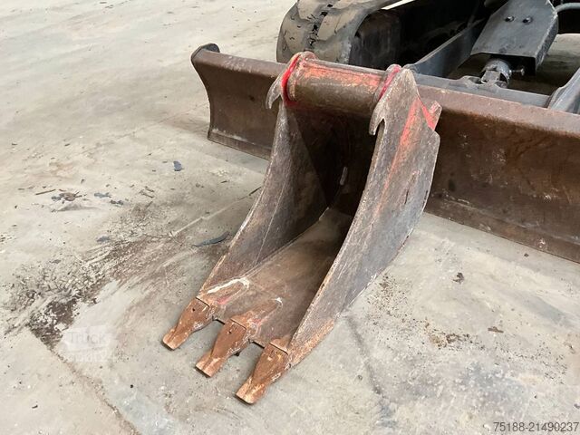 мини-экскаватор Kubota U 48-4