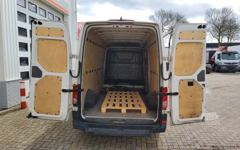 شاحنة بانل MAN TGE 3.180 L4H2 - EURO 6 - VVN-11-R