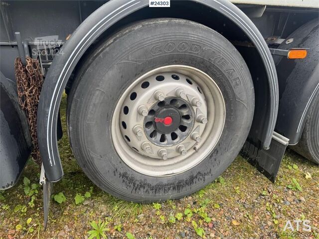 Portalo rankų sistema Istrail Hooklift Trailer with Tipping Function