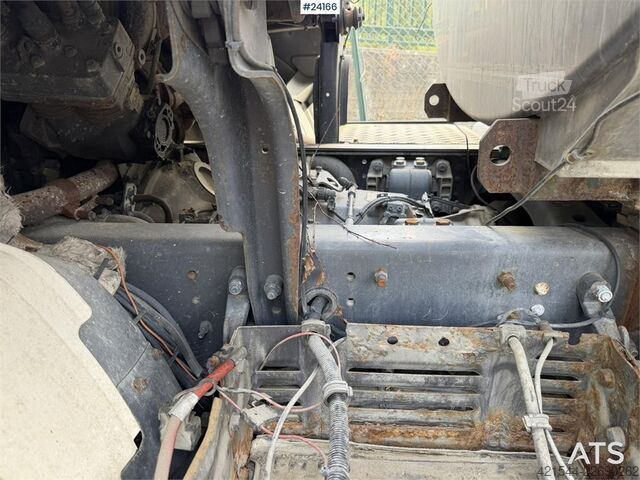 Tankowiec Scania R580 tanker truck repair object with a 3-compartme