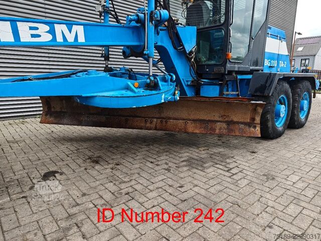 Yol greyderi HBM-Nobas BG 110 TA-2