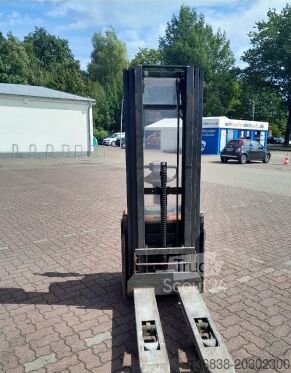 Lava pinoaja Toyota BT SWE 120L