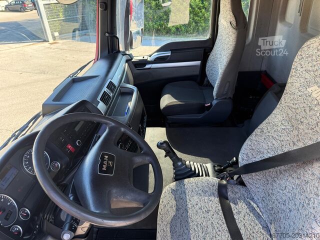 Kutu yapılı değiştirilebilir kasa MAN 32 440 F