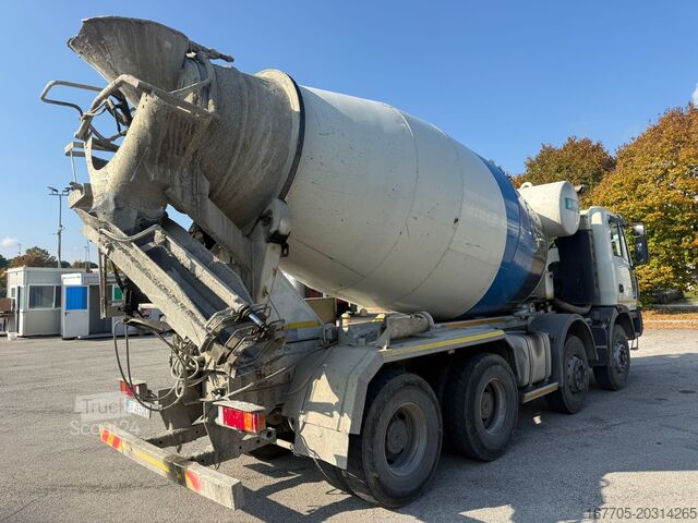 Camion malaxeur à béton Astra HD 8 84.52-80