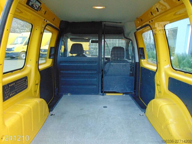 Панельний фургон VW Caddy 2.0 TDI 4Motion -2x Schiebetür-HFT-