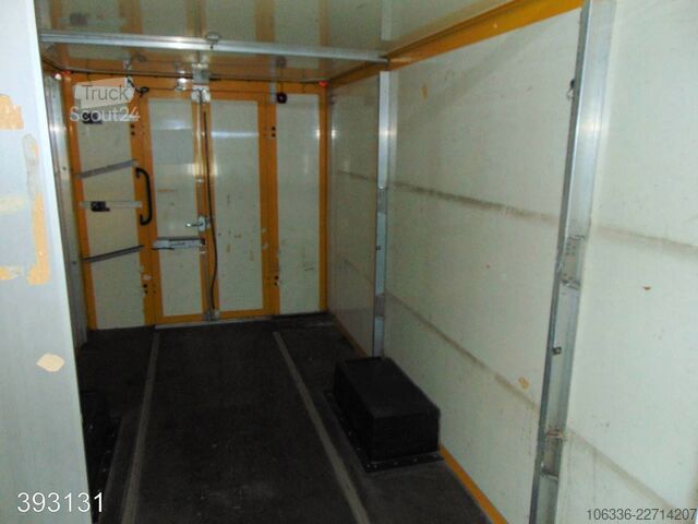Transporter mit Koffer IVECO Daily 35 S 11 A / P Maxi Postkoffer REGALSYSTEM