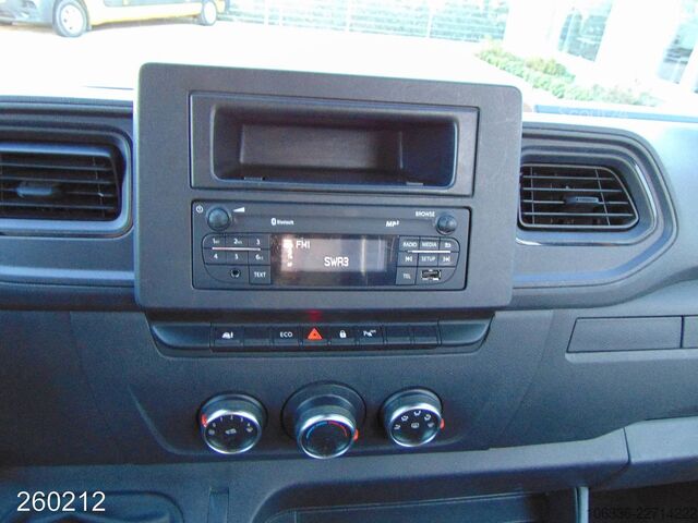 Korotettu pakettiauto RENAULT Master 2.3 dCi 135 L3H2 -Kamera-