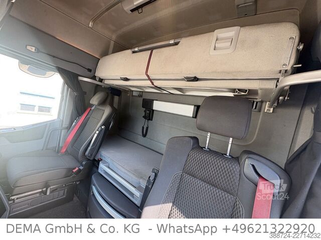Стандартен влекач RENAULT T440 High Cab*E6d*Kühlbox*FG-Nr. LD*
