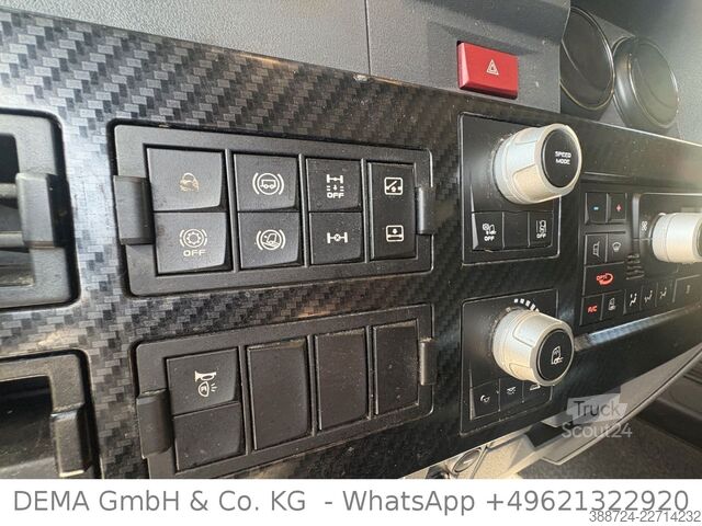 Стандартен влекач RENAULT T440 High Cab*E6d*Kühlbox*FG-Nr. LD*
