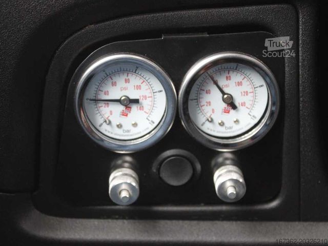Фургон-автовоз IVECO 35S18, EURO 6, WINCH, RAIDS, PNEU 80%