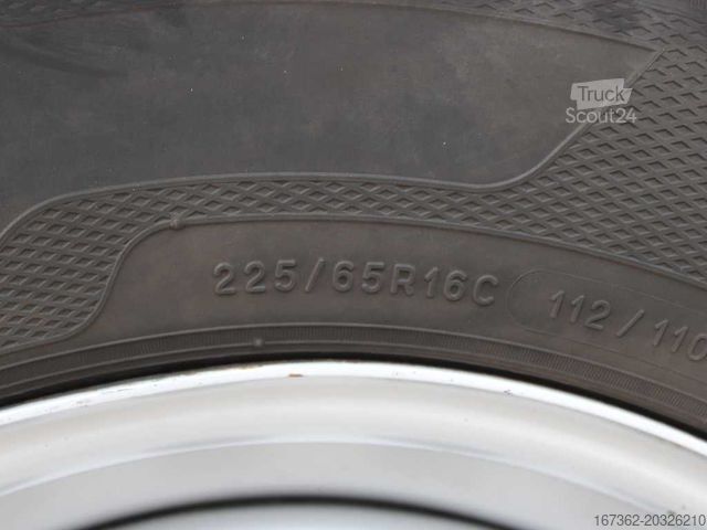 Фургон-автовоз IVECO 35S18, EURO 6, WINCH, RAIDS, PNEU 80%