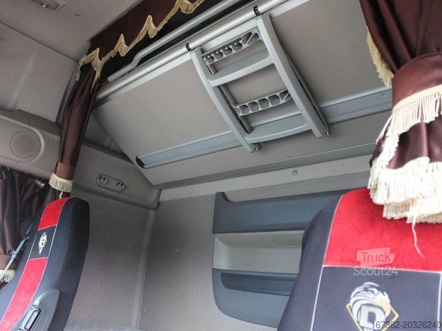 Lielapjoma vilcējs DAF XF 460, EURO 6, LOWDECK