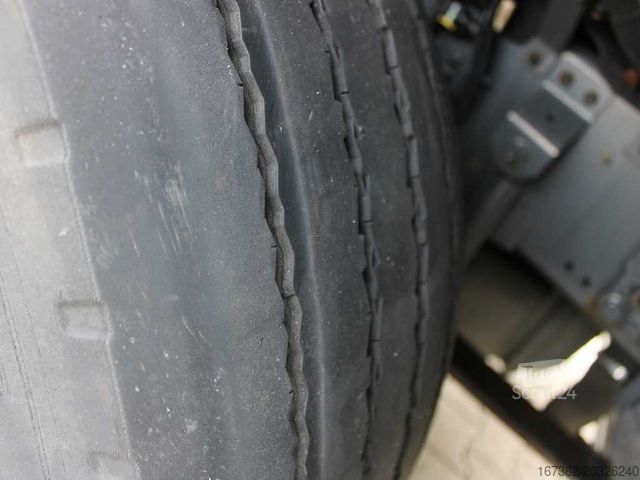Lielapjoma vilcējs DAF XF 460, EURO 6, LOWDECK