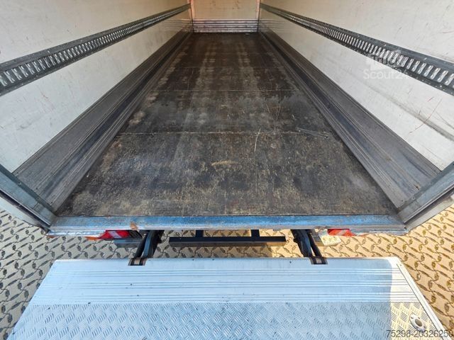Autocarro con cassone MERCEDES-BENZ Atego 1218 / Ladebordwand