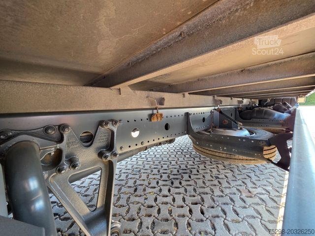 Autocarro con cassone MERCEDES-BENZ Atego 1218 / Ladebordwand