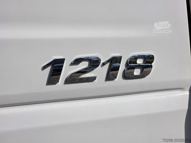 Autocarro con cassone MERCEDES-BENZ Atego 1218 / Ladebordwand