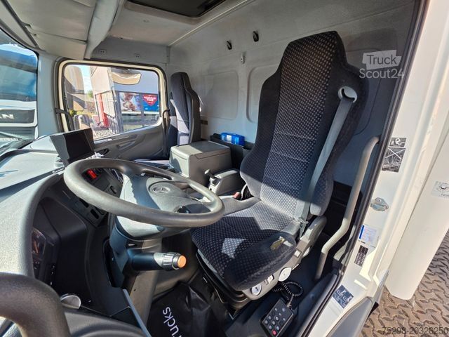 Autocarro con cassone MERCEDES-BENZ Atego 1218 / Ladebordwand