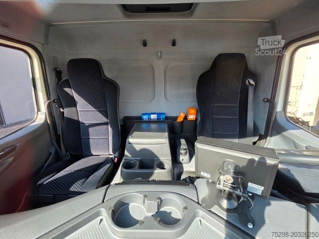 Autocarro con cassone MERCEDES-BENZ Atego 1218 / Ladebordwand