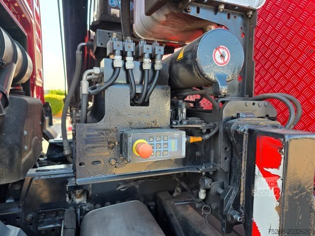 Lastbilsmonterad kran MAN TGS 26.440 6X2-2 BL / Mit Fernbedienung / ATLAS