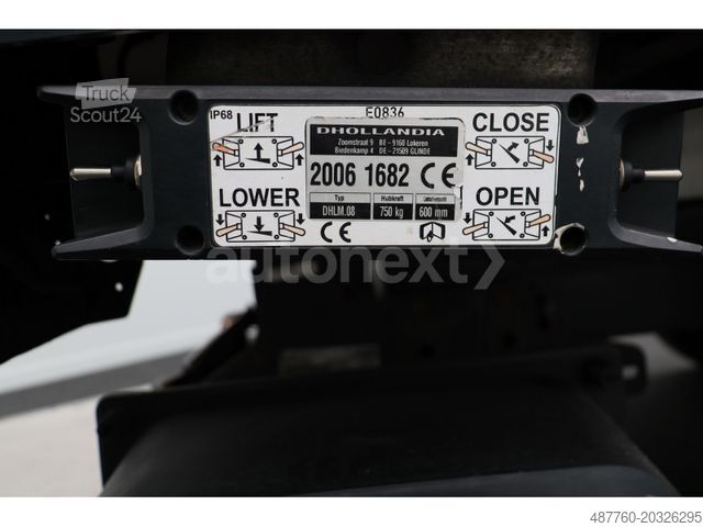 Vrachtwagen met bakwagen MERCEDES-BENZ Sprinter 316 Aut.*Maxi* Ladebordwand+Klima (4756