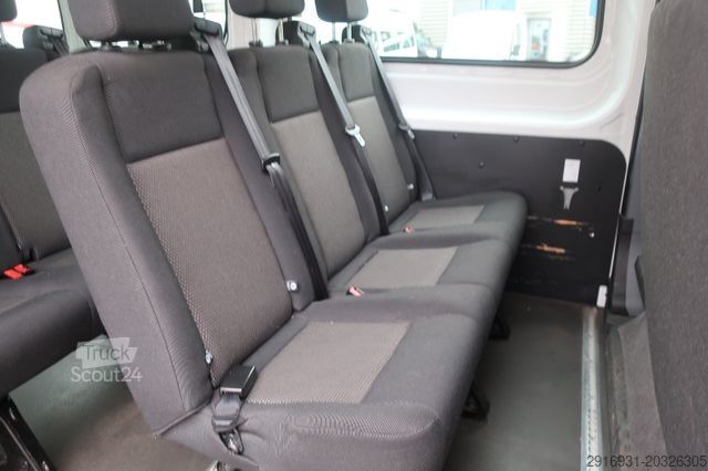 Mikroautobuss FORD 1. Hand / Rampe / 9 Sitzer / FN: 131