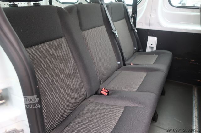 Mikroautobuss FORD 1. Hand / Rampe / 9 Sitzer / FN: 131