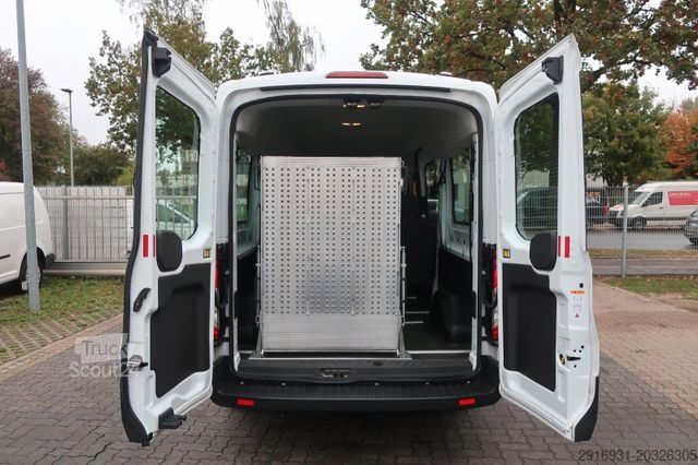 Mikroautobuss FORD 1. Hand / Rampe / 9 Sitzer / FN: 131