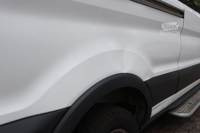 Mikroautobuss FORD Transit 1. Hand / Rampe / 9 Sitzer / FN: 46