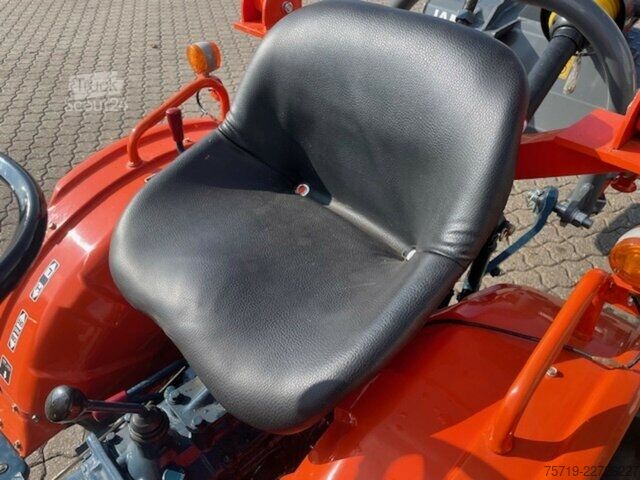 Furgoneta Kubota D750 - B7001 4x4 mit Mulcher