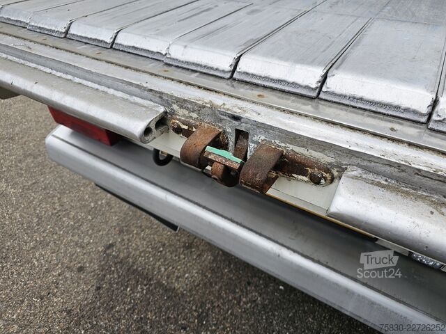 Piano mobile knapen K200 KT01 / 60 m3 / 2 x LIFT AXLE