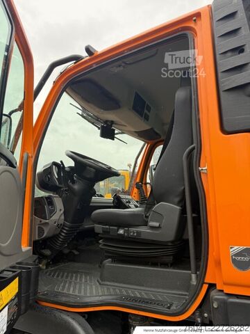 Altro Mercedes-Benz Unimog U 318