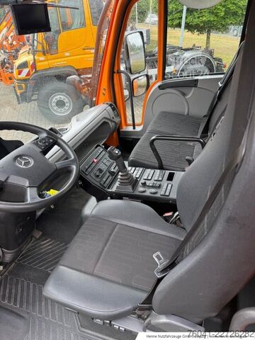 Altro Mercedes-Benz Unimog U 318