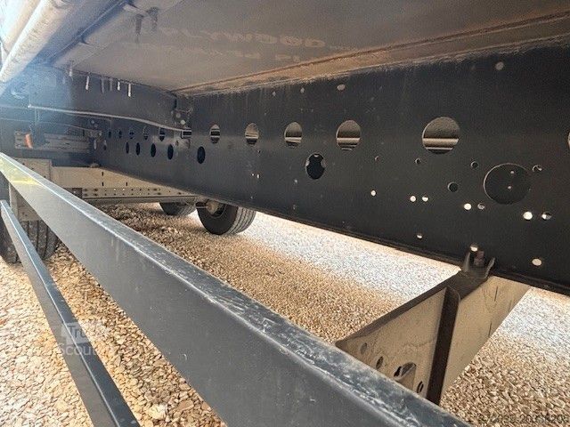 Åben sættevogn med presenning SCHMITZ CARGOBULL SCB S3T Getränke+EN12642XL+10 Stück sofort