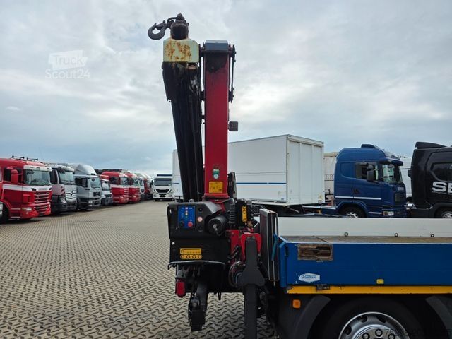 Кран-манипулятор на шасси грузовика MAN TGX 24.440 6X2-2 LL-U / Intarder / HMF / Fernb.