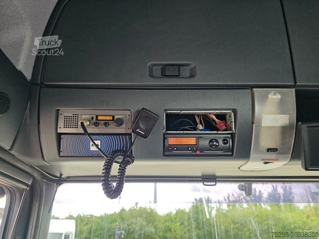 Кран-манипулятор на шасси грузовика MAN TGX 24.440 6X2-2 LL-U / Intarder / HMF / Fernb.