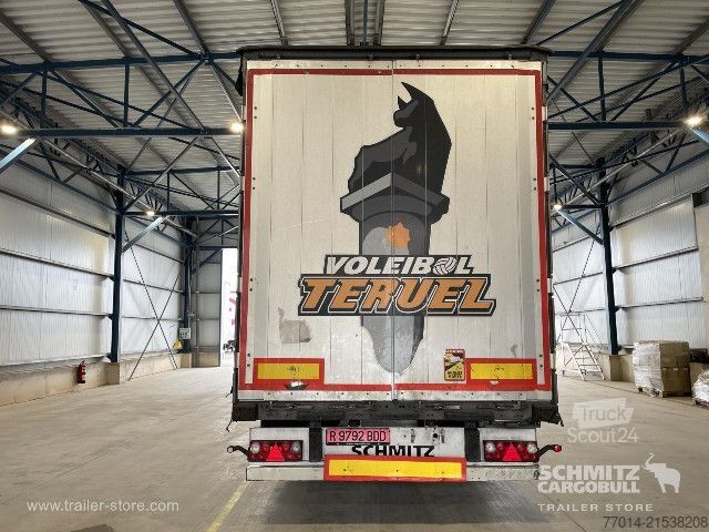 Semirimorchio con telone Schmitz Cargobull Curtainsider Mega