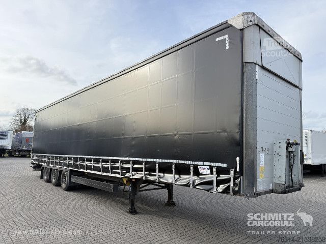 Semirimorchio con telone Schmitz Cargobull Curtainsider Mega Getränke