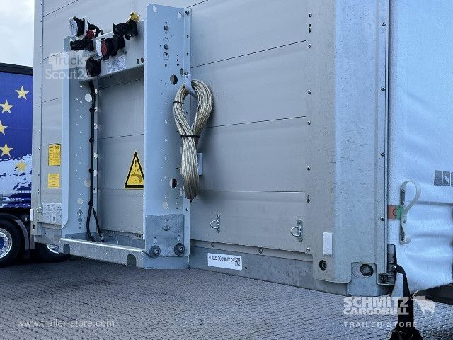 Semirimorchio con telone Schmitz Cargobull Curtainsider Standard Ladebordwand