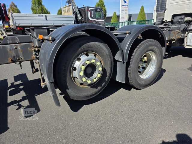 Podvozok nákladného vozidla VOLVO FM420 6x2 Lenk/Lift Axe ADR
